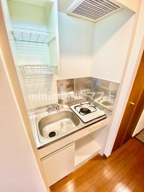 リーガル西長堀のキッチン