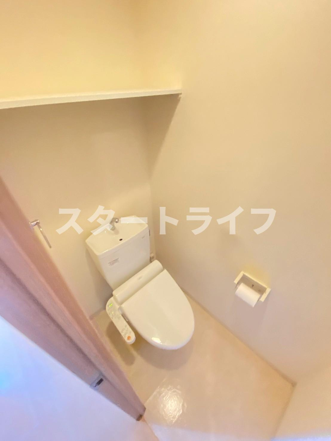 大阪市淀川区西中島２丁目の賃貸マンションのトイレ