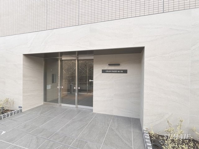 GRANPASEO東十条のエントランス|エントランスです