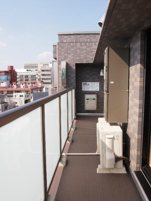 ルーブル高田馬場参番館のバルコニー|広々としたバルコニーです