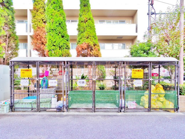 カルフール上宿