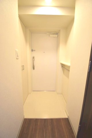 【玄関】コンフォリア江坂広芝町 