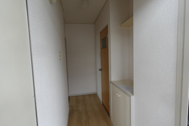 セザール霞A棟の玄関
