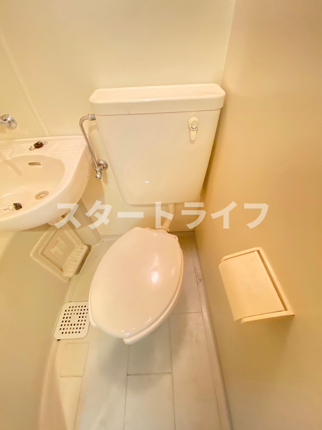 大阪市東淀川区東中島１丁目の賃貸マンションのトイレ