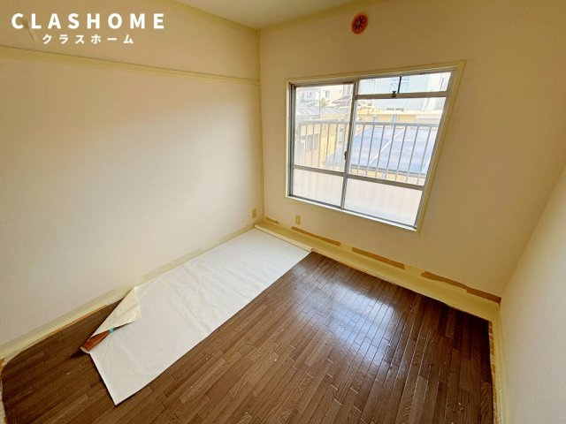 坪田ハイツ　　刈谷市近郊の賃貸はクラスホーム刈谷店の内装|クリーニング中の写真です。