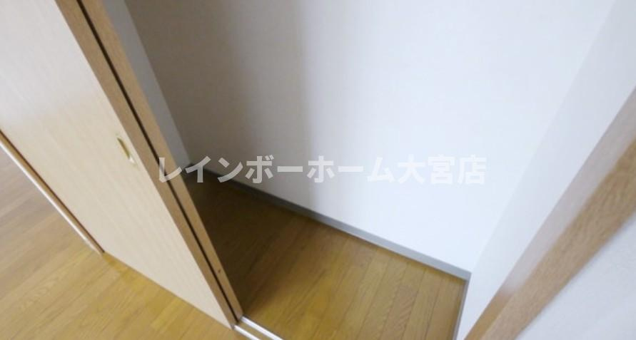 オロール南浦和の収納