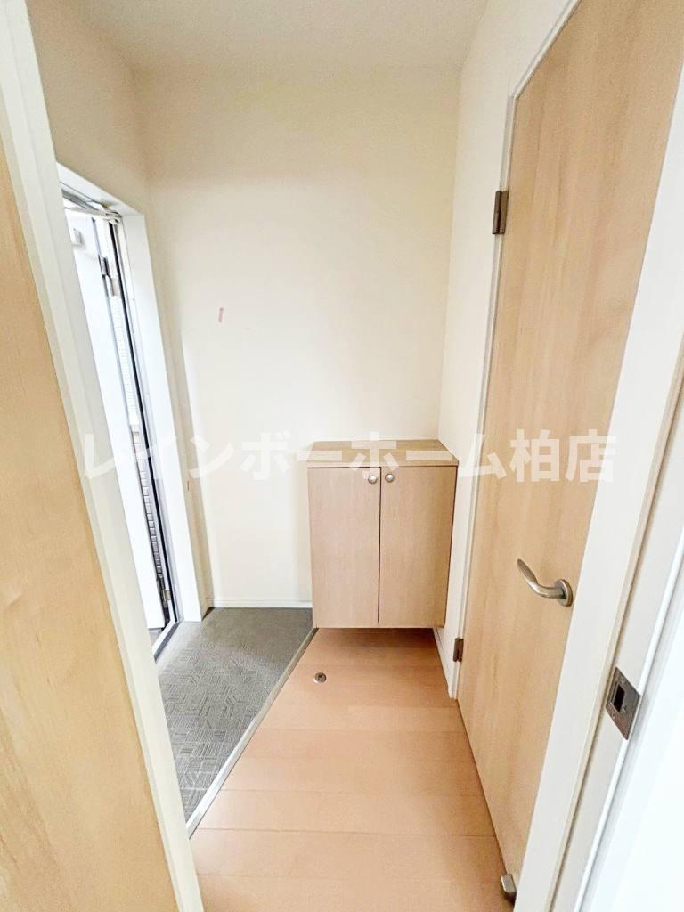 特典：仲介手数料が無料です!!の玄関|※別部屋参考写真。