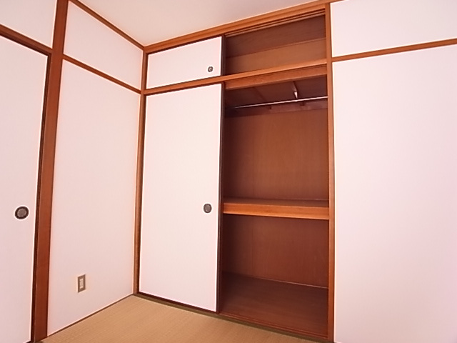 サンシャイン舞子の収納