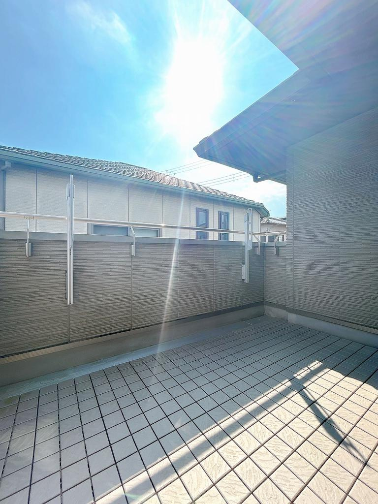加古川市神野町石守　中古戸建のバルコニー