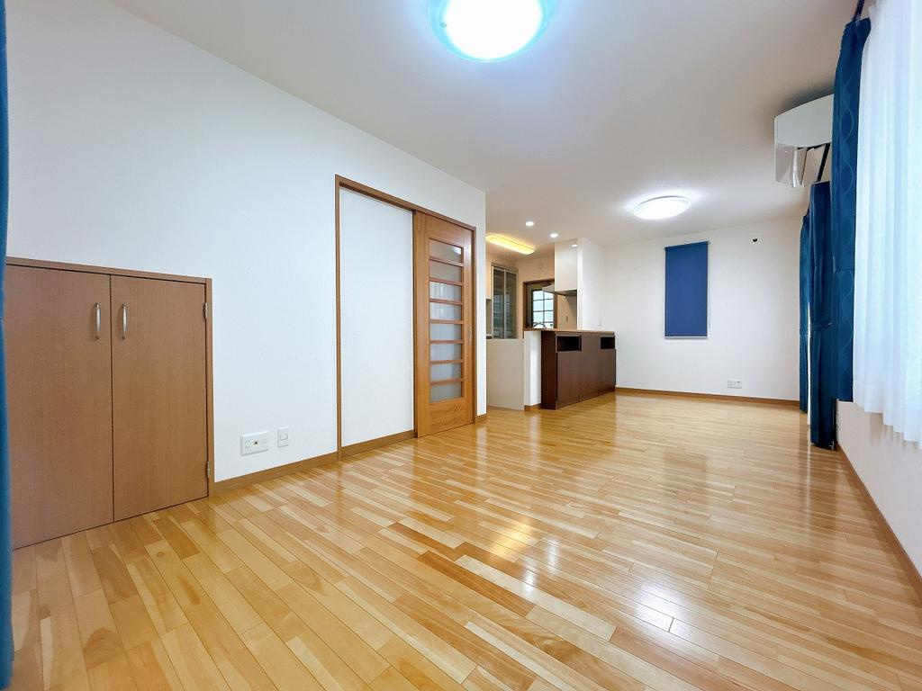 加古川市神野町石守　中古戸建の居間・リビング