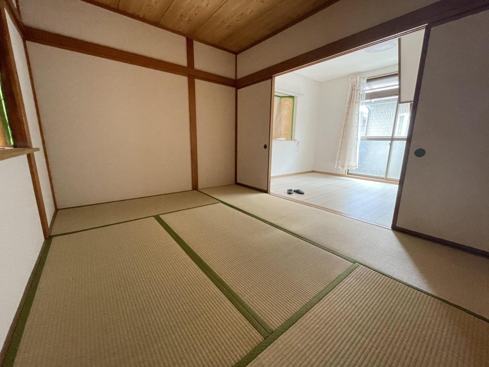 タカハタハイツの和室