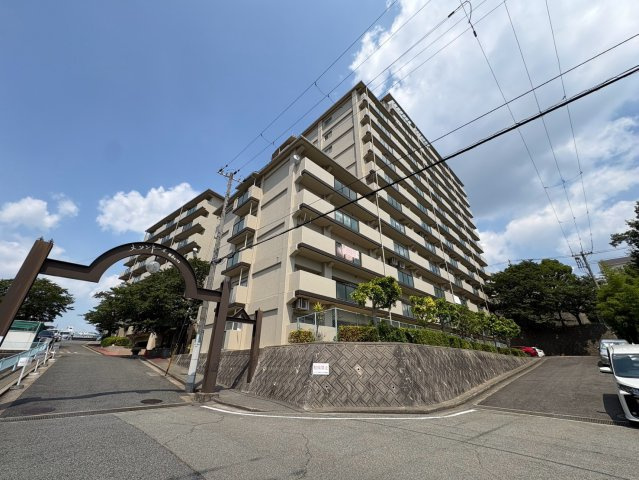 メゾンドール明石山ノ手台の外観|建物外観を気になさる方へ、見た目の良い物件です