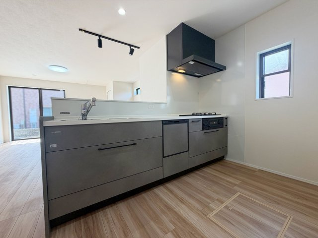 上越市新光町1丁目中古物件のキッチン