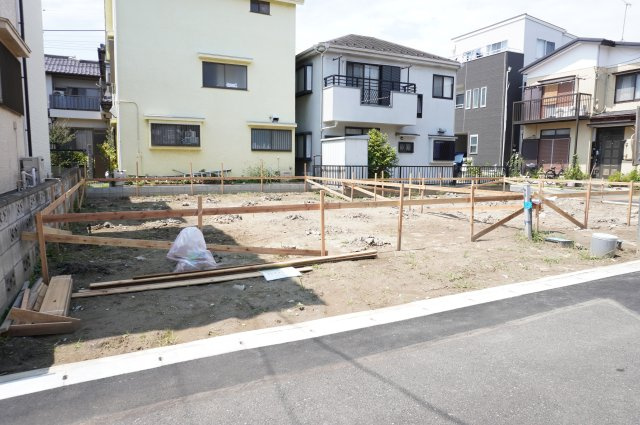 越谷市大字大里 新築分譲住宅  全2棟 1号棟の外観