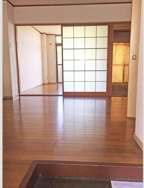 レビュート徳重