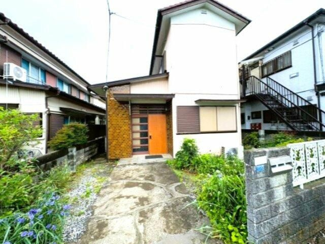 綾瀬市大上６丁目の一戸建て