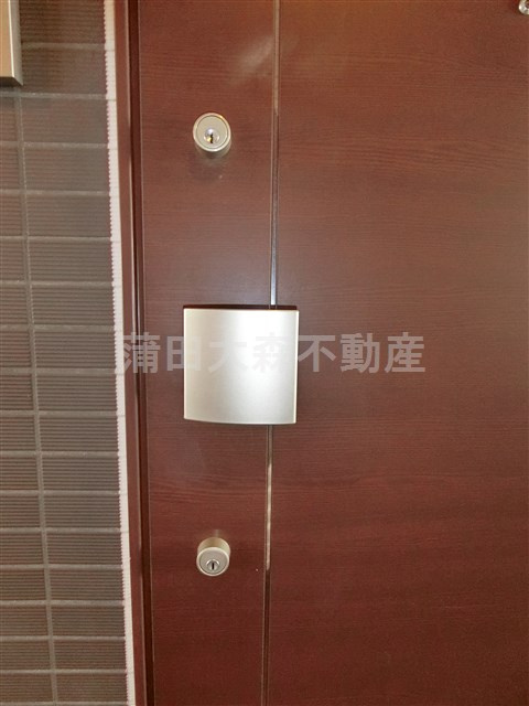 XEBECジーベック糀谷の玄関