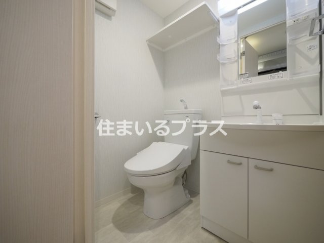 大阪市旭区森小路１丁目の賃貸マンションのトイレ