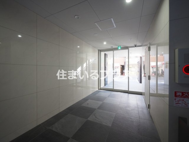 大阪市旭区森小路１丁目の賃貸マンションのロビー