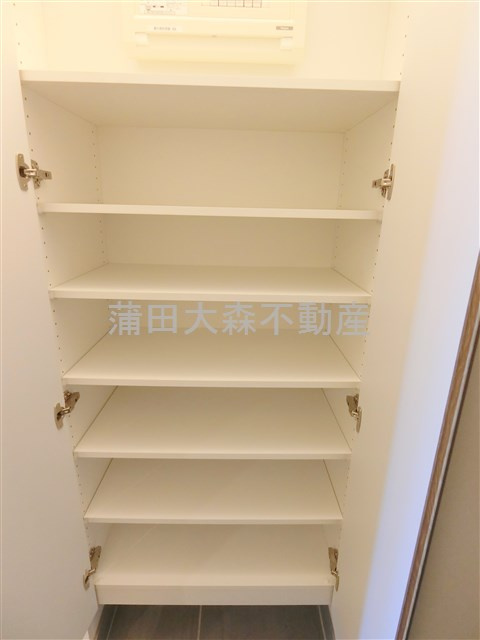 ラティエラ大森西の設備|玄関収納