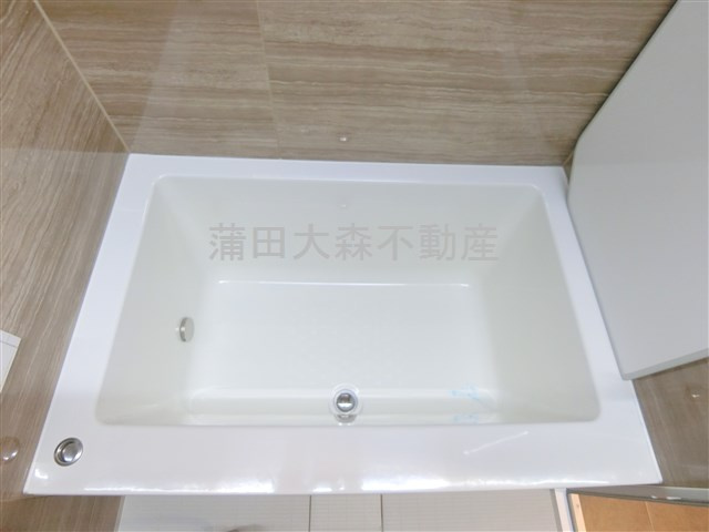 ラティエラ大森西の浴室