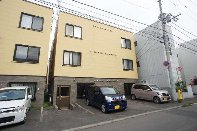 アズーリ中の島参番館