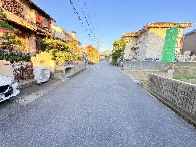 京地１丁目土地の前面道路含む現地写真