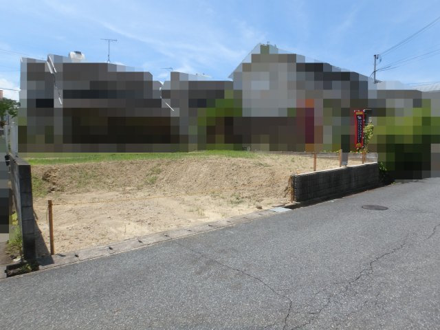 京地１丁目土地の前面道路含む現地写真