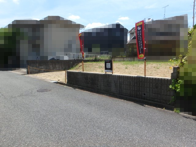 京地１丁目土地の前面道路含む現地写真