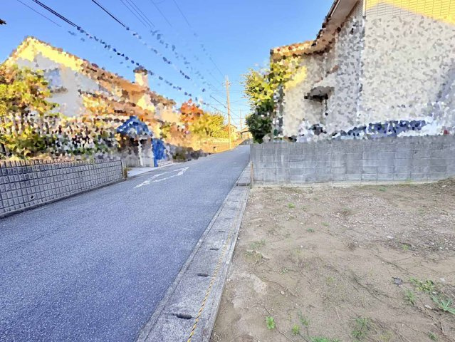 京地１丁目土地の前面道路含む現地写真