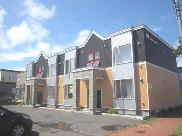 １ｓｔ　ＲＥＳＩＤＥＮＣＥ
