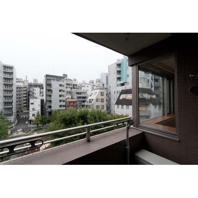 パーク麻布十番のバルコニー