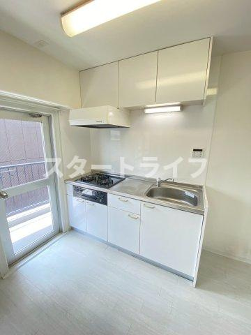 大阪市淀川区西宮原１丁目の賃貸マンションのキッチン