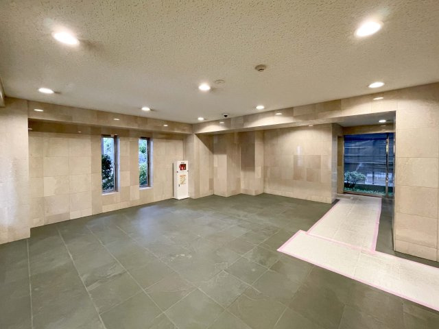 エントランスホール