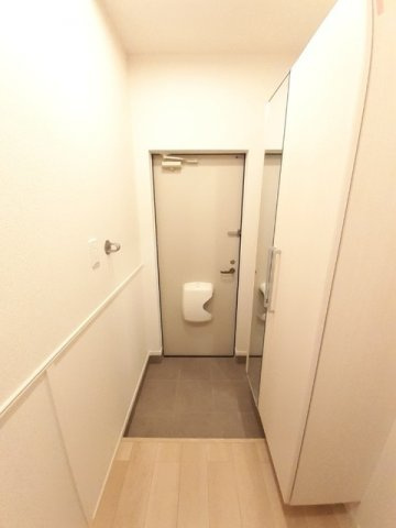 ラルーチェの玄関