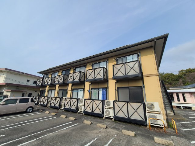 リッシュ城ケ丘Aの外観