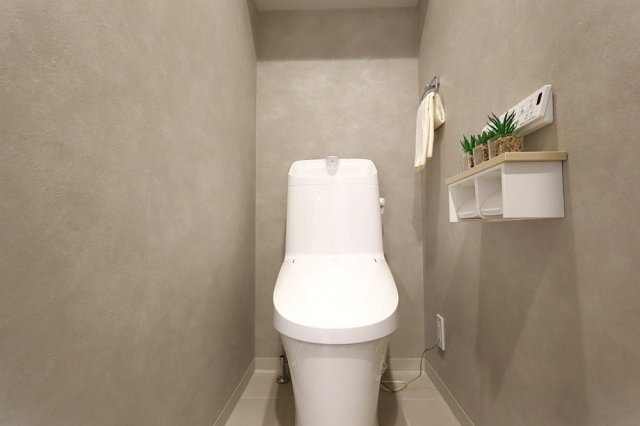 シャトラングリーンパークのトイレ|新調のウォシュレット付きトイレです