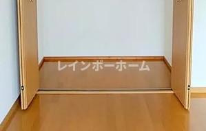 ロイヤルサニーハイツの収納