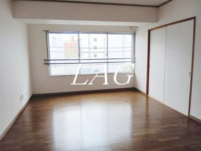 【居間・リビング】 | グランドゥールセゾン | 洋室のお部屋です。
