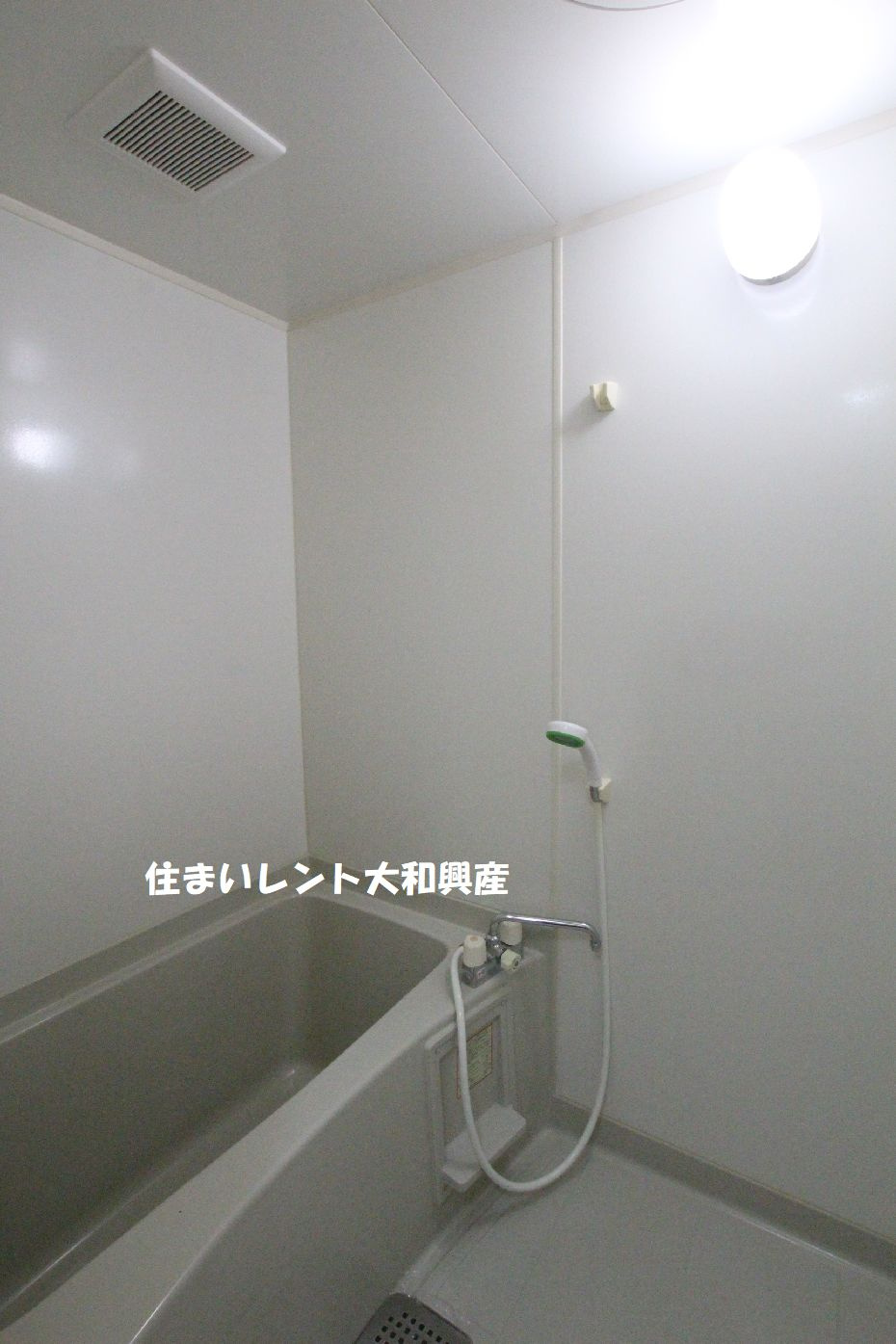 パナハイツ東林間の浴室