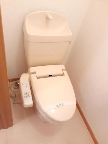 ヴィラエミネンスＡのトイレ|コンパクトで使いやすいトイレです