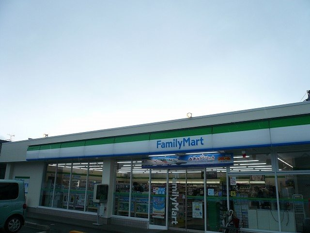 サウスメロウ　Ａ棟の周辺|ファミリーマート日南星倉店まで190m