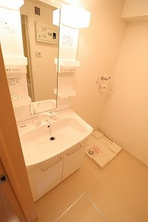 ジェルメＣの洗面所|コンパクトで使いやすい洗面所