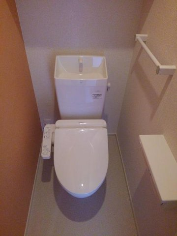 ベル・ルーチェのトイレ|清潔感のあるトイレです