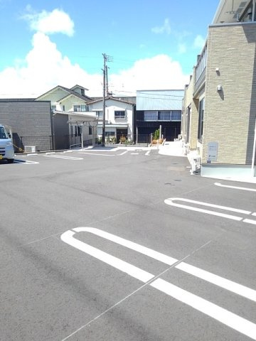 プレシャス　デイズの駐車場|駐車スペースもあります