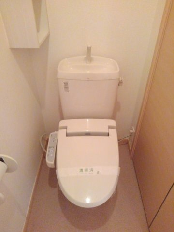 レバンテＡのトイレ|落ち着いたトイレです