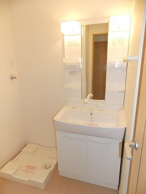 サルヴァトーレⅡ　Ｂの洗面所|洗面所です