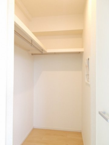 クレセントＡの収納|大きなものも収納できそうです
