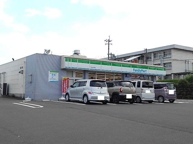 レバンテＡの周辺|ファミリーマート末吉上町店まで210m