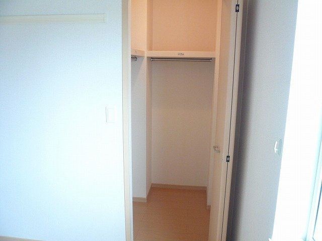 キング　フィッシャーの収納|大きなものも収納できそうです